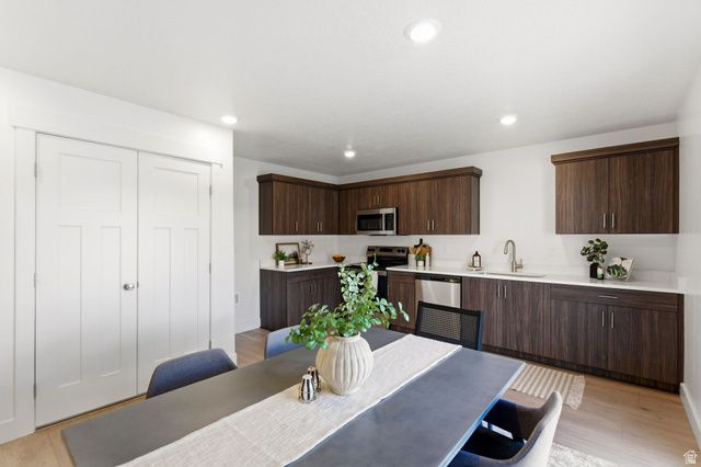 1621 N ANGEL ST, Layton, UT 84041