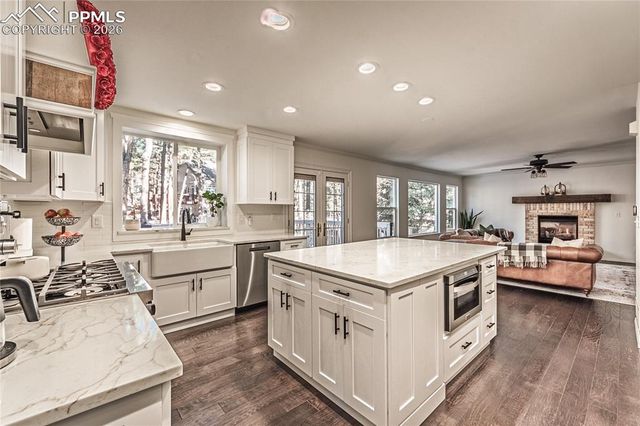 1530 Windwood Court, Colorado Springs, CO 80921