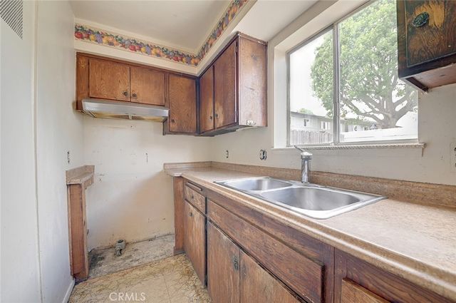 9579 Adams Avenue, Huntington Beach, CA 92646