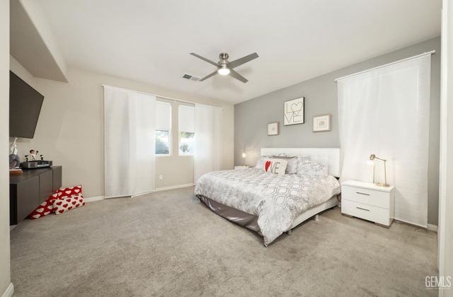 12209 Lincolnshire Drive, Bakersfield, CA 93311