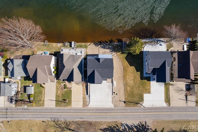 6820 Devils Lake Highway, Manitou Beach, MI 49253