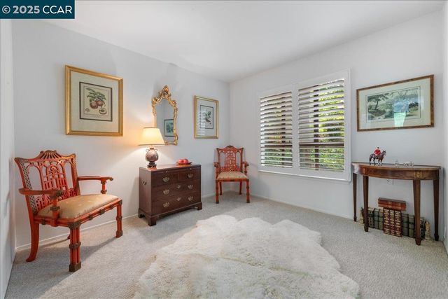 1317 Canyonwood Ct 4, Walnut Creek, CA 94595