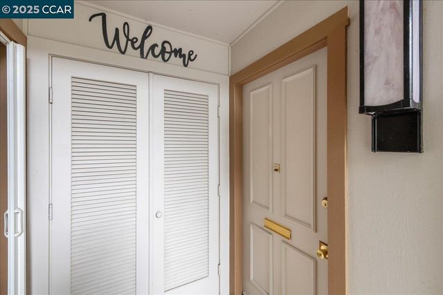 1317 Canyonwood Ct 4, Walnut Creek, CA 94595