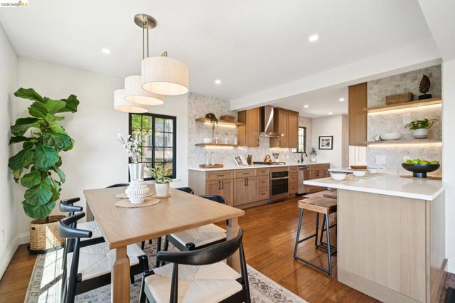 2309 Leimert Blvd, Oakland, CA 94602