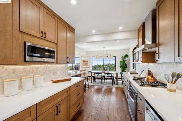 2309 Leimert Blvd, Oakland, CA 94602