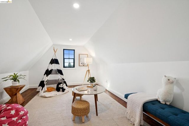 2309 Leimert Blvd, Oakland, CA 94602