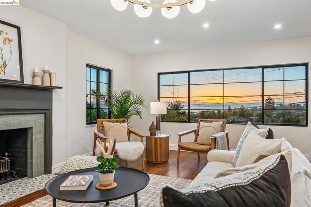 2309 Leimert Blvd, Oakland, CA 94602