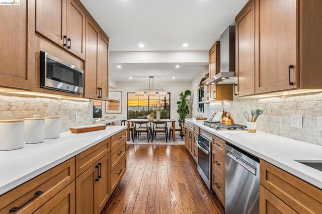 2309 Leimert Blvd, Oakland, CA 94602