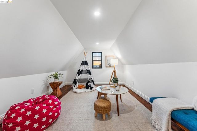 2309 Leimert Blvd, Oakland, CA 94602