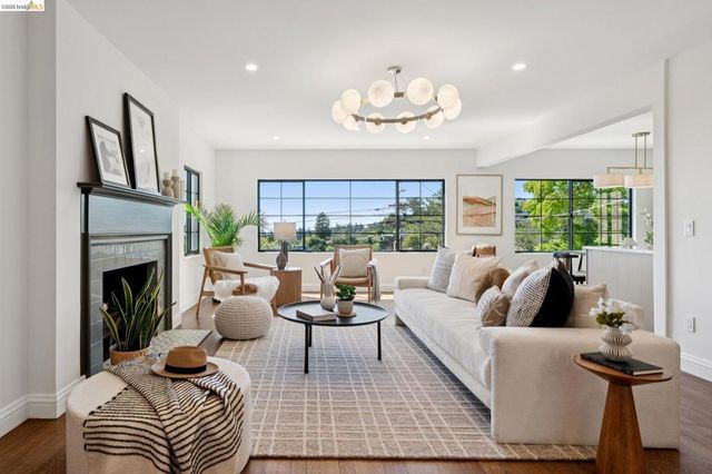 2309 Leimert Blvd, Oakland, CA 94602