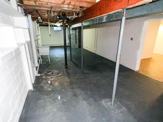 4303 Colby Avenue, Columbus, OH 43227