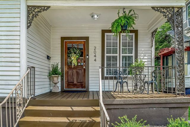 2044 VINTON AVE, Memphis, TN 38104