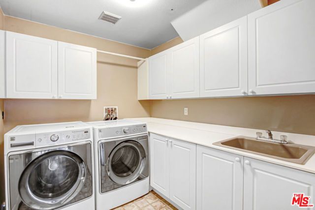 13497 Beaver Creek Drive, Eastvale, CA 92880