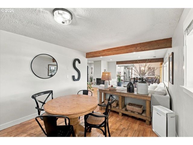3626 Three Lakes Rd Se, Albany, OR 97322