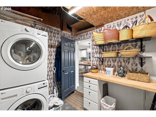 3626 Three Lakes Rd Se, Albany, OR 97322