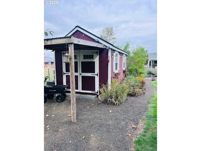 3626 Three Lakes Rd Se, Albany, OR 97322