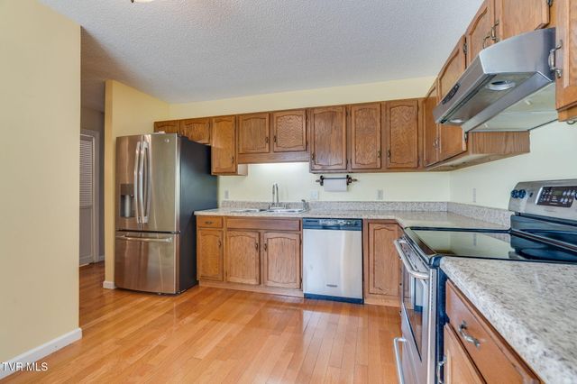 405 Manor Drive B, Kingsport, TN 37660