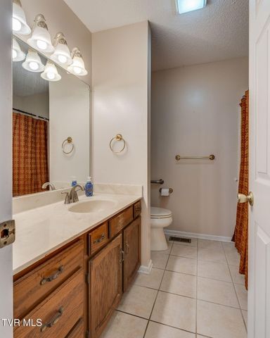 405 Manor Drive B, Kingsport, TN 37660