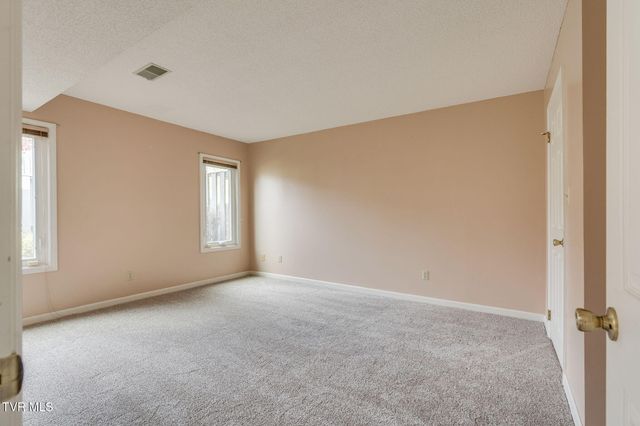 405 Manor Drive B, Kingsport, TN 37660