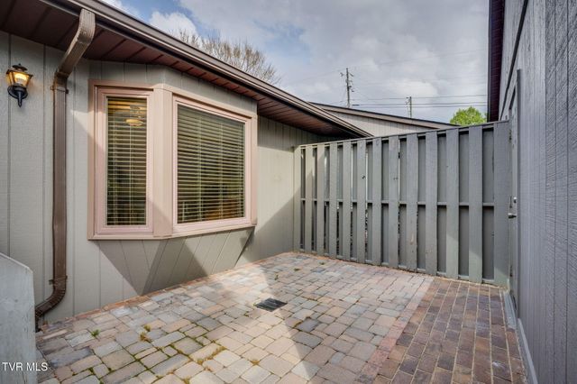 405 Manor Drive B, Kingsport, TN 37660