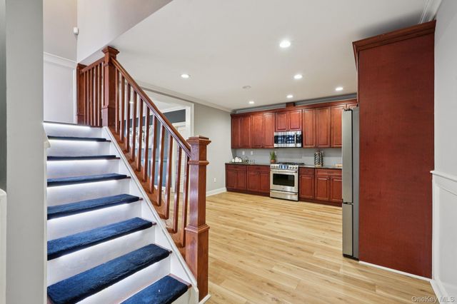 15 Dickens Street, Stony Point, NY 10980