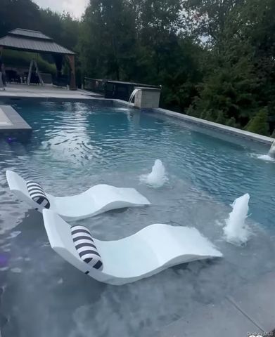 15 Dickens Street, Stony Point, NY 10980