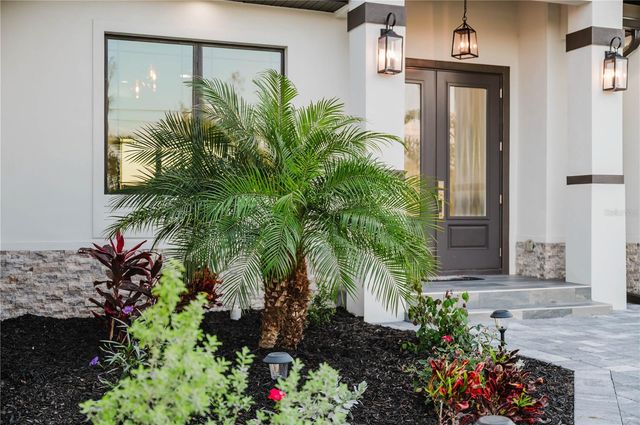 10401 SUNDAY DRIVE, Port Charlotte, FL 33981