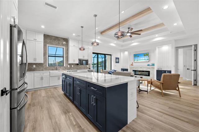 10401 SUNDAY DRIVE, Port Charlotte, FL 33981