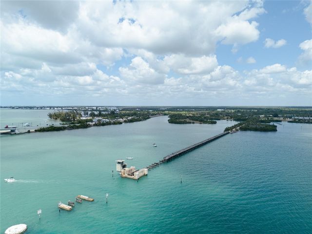 10401 SUNDAY DRIVE, Port Charlotte, FL 33981