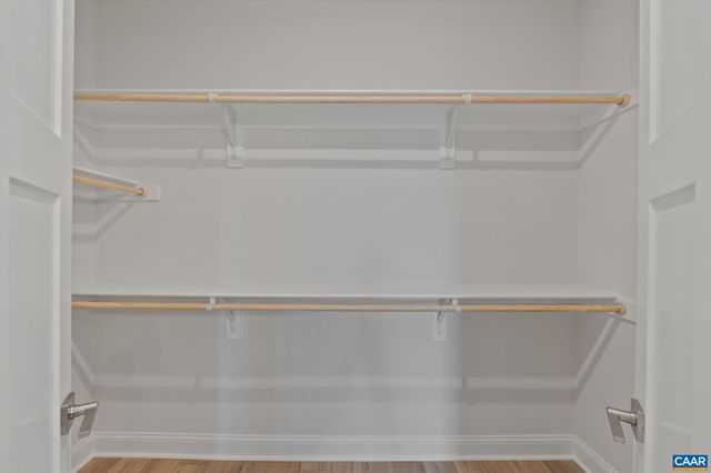 141 SPRINGDALE RD, Waynesboro, VA 22980