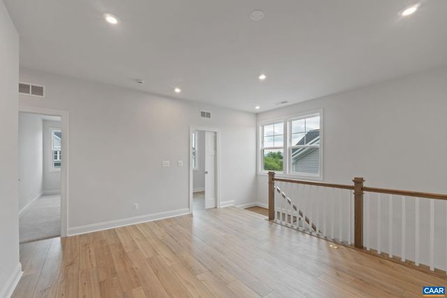 141 SPRINGDALE RD, Waynesboro, VA 22980