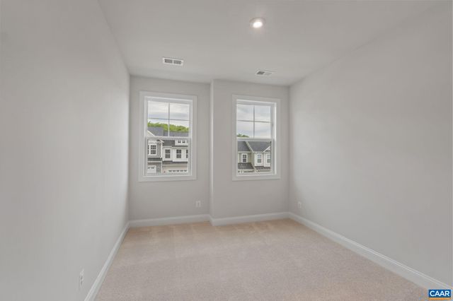 141 SPRINGDALE RD, Waynesboro, VA 22980