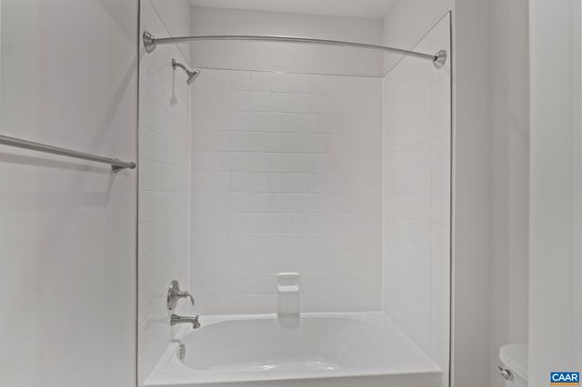 141 SPRINGDALE RD, Waynesboro, VA 22980