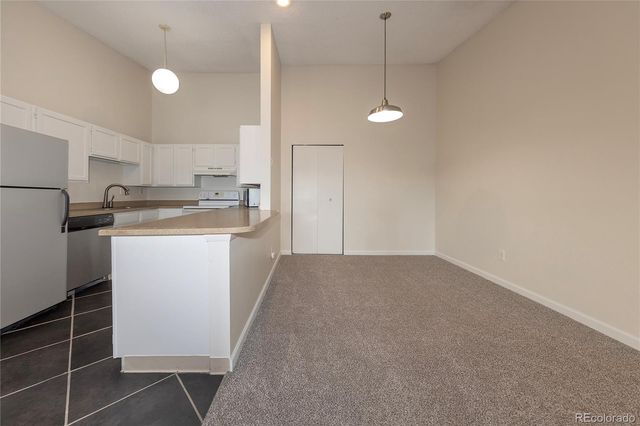 2280 S Oswego Way 305, Aurora, CO 80014