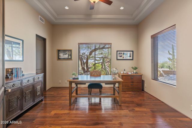 6832 E STAGECOACH Pass, Carefree, AZ 85377