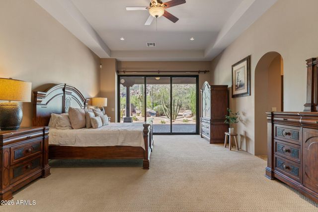 6832 E STAGECOACH Pass, Carefree, AZ 85377