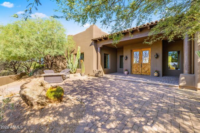 6832 E STAGECOACH Pass, Carefree, AZ 85377
