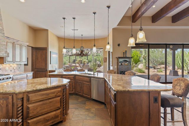6832 E STAGECOACH Pass, Carefree, AZ 85377