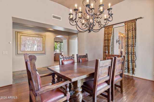 6832 E STAGECOACH Pass, Carefree, AZ 85377