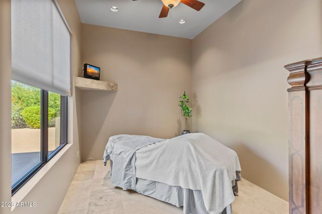 6832 E STAGECOACH Pass, Carefree, AZ 85377