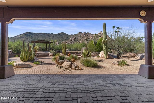 6832 E STAGECOACH Pass, Carefree, AZ 85377