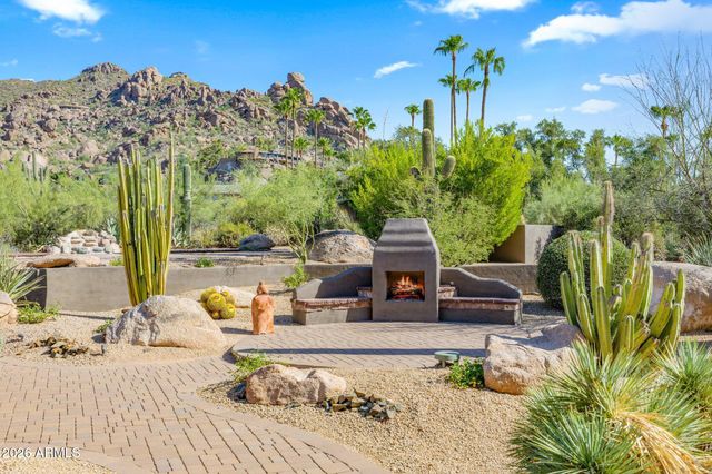 6832 E STAGECOACH Pass, Carefree, AZ 85377
