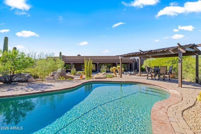 6832 E STAGECOACH Pass, Carefree, AZ 85377