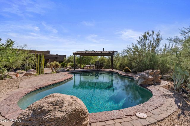 6832 E STAGECOACH Pass, Carefree, AZ 85377