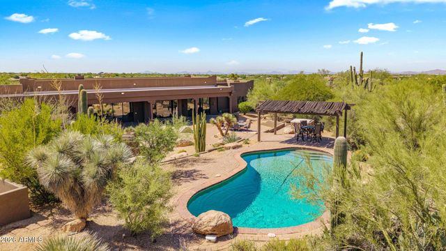 6832 E STAGECOACH Pass, Carefree, AZ 85377