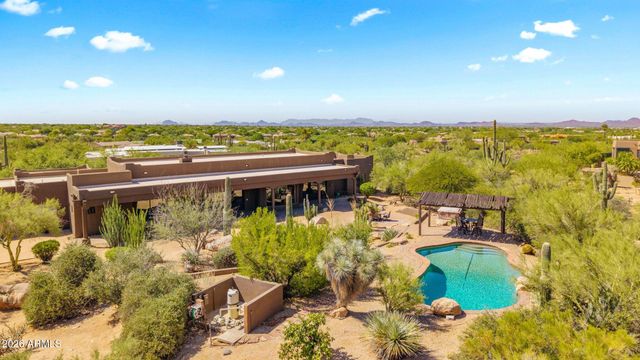 6832 E STAGECOACH Pass, Carefree, AZ 85377