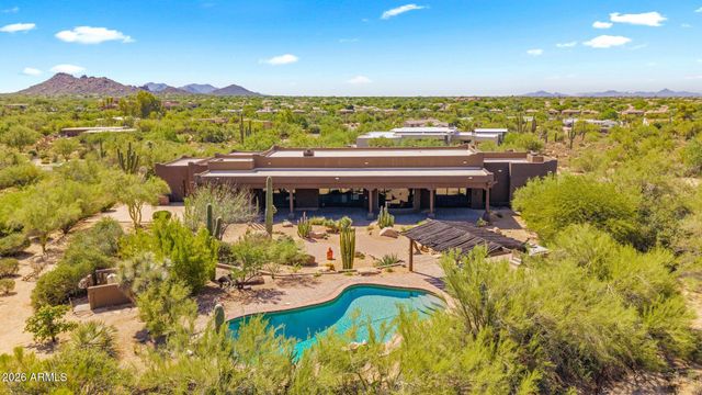 6832 E STAGECOACH Pass, Carefree, AZ 85377