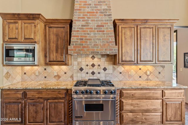 6832 E STAGECOACH Pass, Carefree, AZ 85377