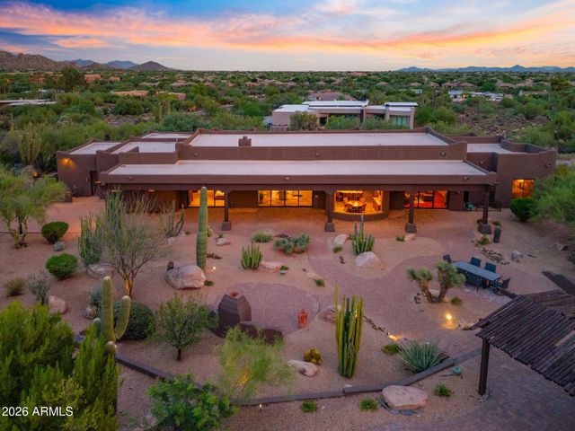 6832 E STAGECOACH Pass, Carefree, AZ 85377