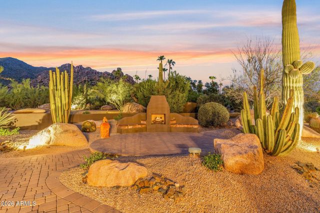 6832 E STAGECOACH Pass, Carefree, AZ 85377